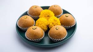 Besan laddu bhog